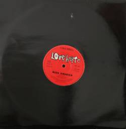 Love - Hate : Miss America